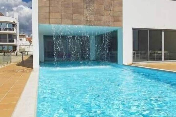 Ferienwohnung für 4 Personen, mit Garten und Pool sowie Terrasse - 1