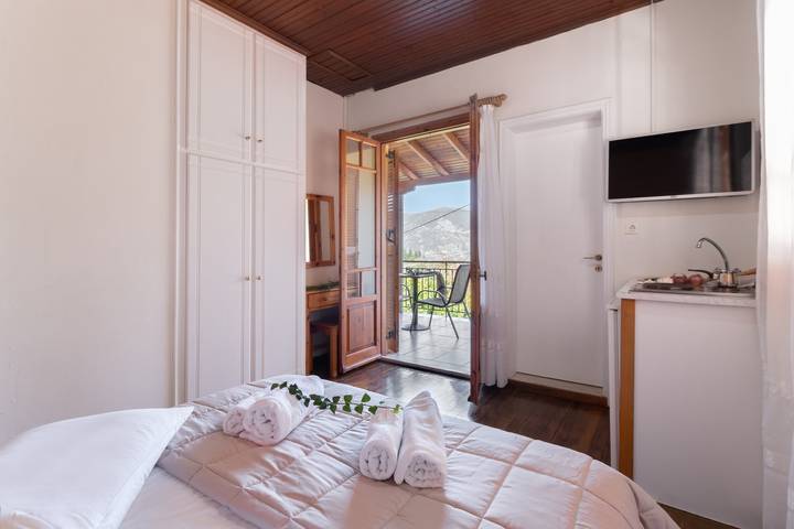 Entire studio, Pet-Friendly Studio "Krinos 4" with Mountain View, Garden & Wi-Fi in Greece