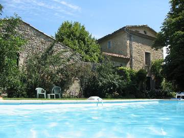 Chambre d’hôte pour 2 personnes, avec piscine et jardin à Sauzet