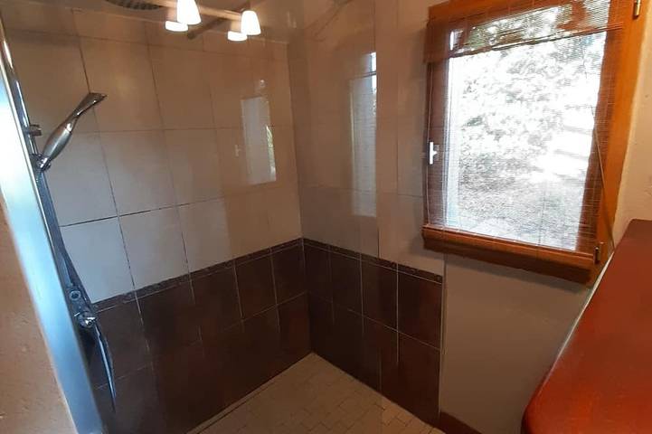 Gîte pour 5 personnes, avec jacuzzi et jardin, animaux acceptés à Tréduder - 4