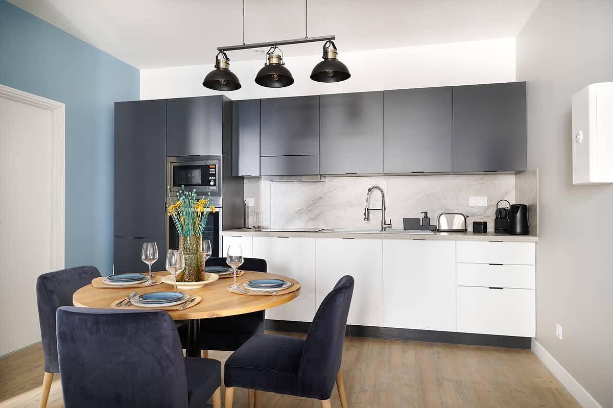 Apartamento entero, Luxury Stay next to Les Halles, air conditioning in Béziers, Côte d'Améthyste