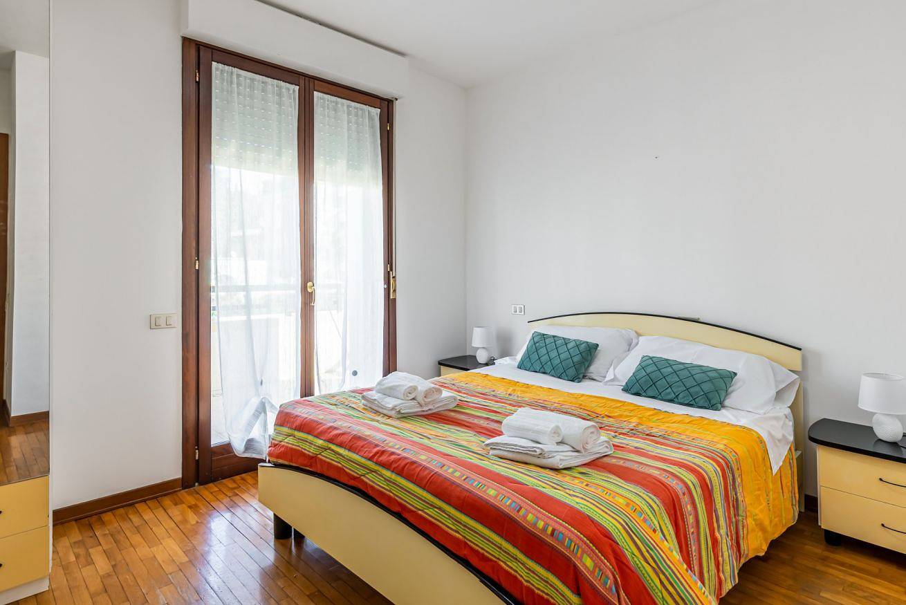 Appartement entier, Comfortable Apartment with Parking & Terrace in Pérouse, Province de Pérouse