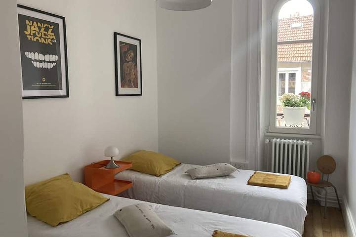 Apartamento entero, Magnificent apartment in the heart of Villa Médreville with garden and parking space in Nancy, Región de Nancy