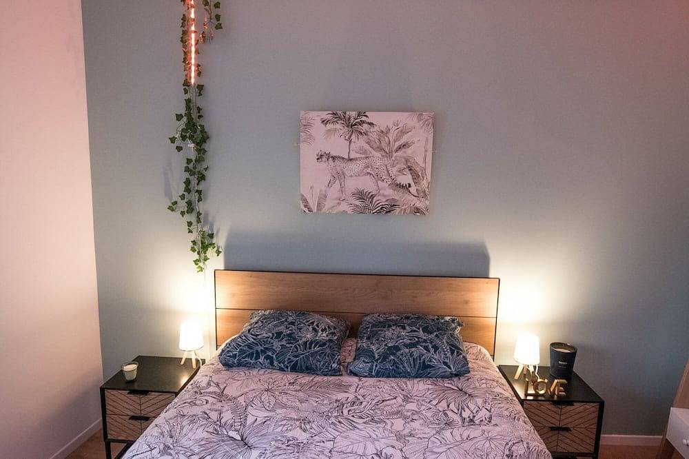 Appartement entier, ⭐️Jungle Room⭐️évadez vous❤️cosy luxe❤️gare/ autoroute⭐️ in Givors, Lyon et ses environs