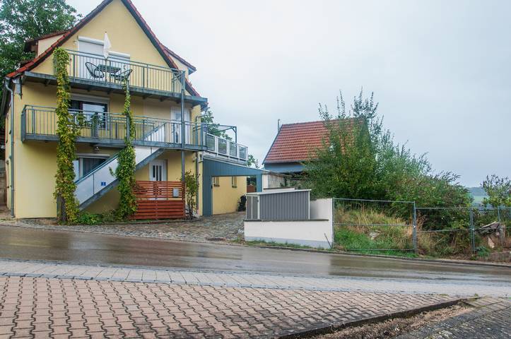 Ganze Wohnung, Ferienwohnung 'Wohnung Mit Dachterasse' mit privater Terrasse und Wlan in Absberg, Fränkisches Seenland