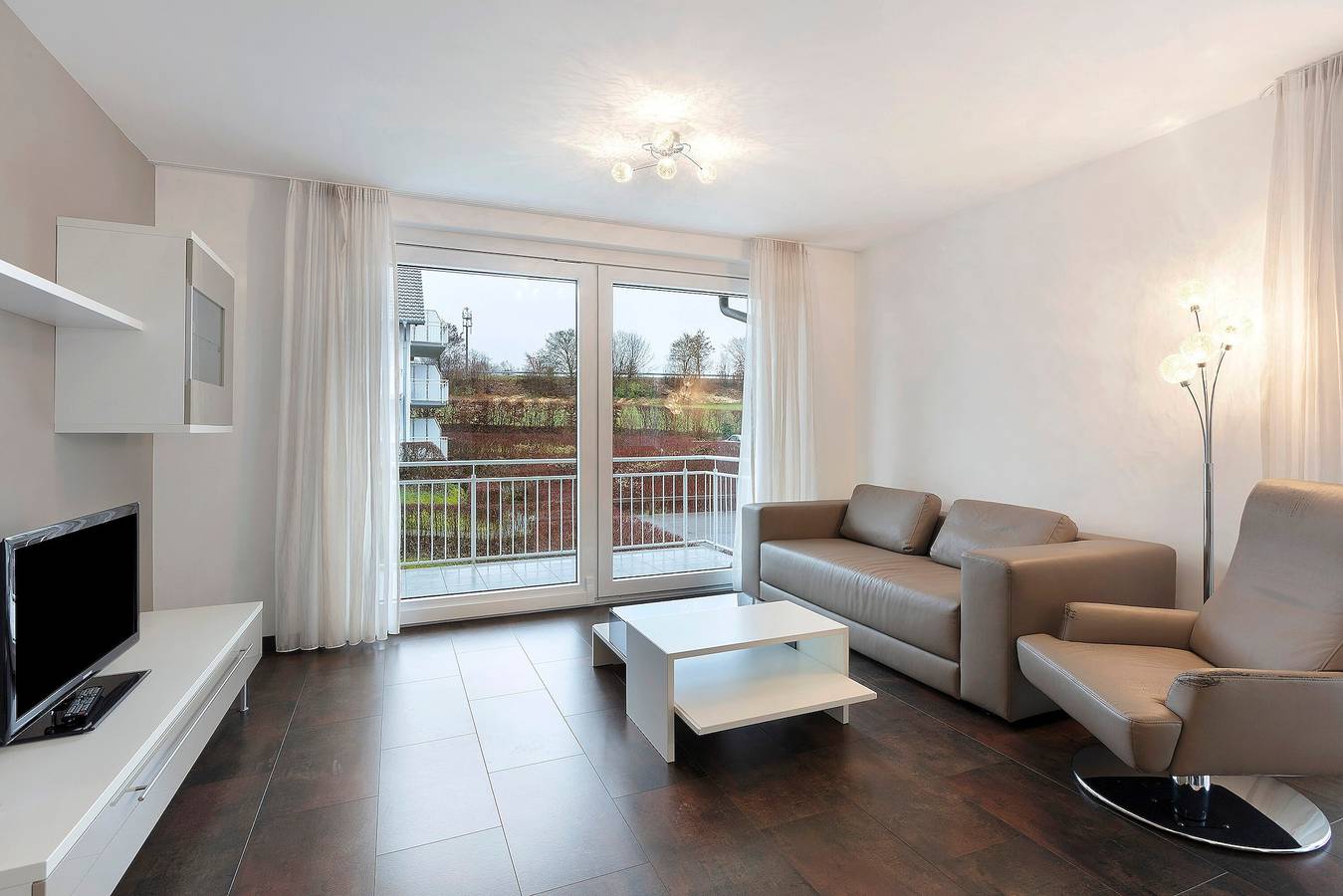 Entire apartment, Apartment 2-6 Black Forest Spätburgunder Studio in Bad Bellingen with Wi-Fi and Outdoor Area in Bad Bellingen, Southern Black Forest