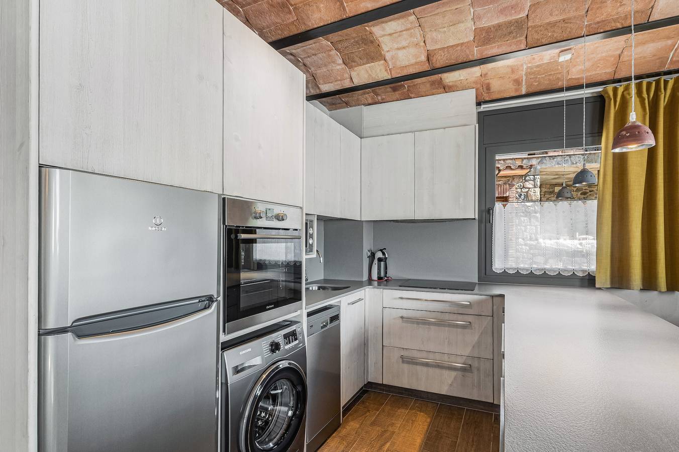 Appartamento intero, Appartamento 'Moixeró' con vista sulle montagne, Wi-Fi e aria condizionata in Bagà, Pirenei catalani