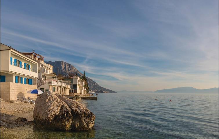 Ferienhaus für 8 Personen, mit Terrasse in Brist - 2