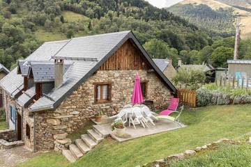 Gîte pour 6 personnes, avec jardin dans Haute-Garonne