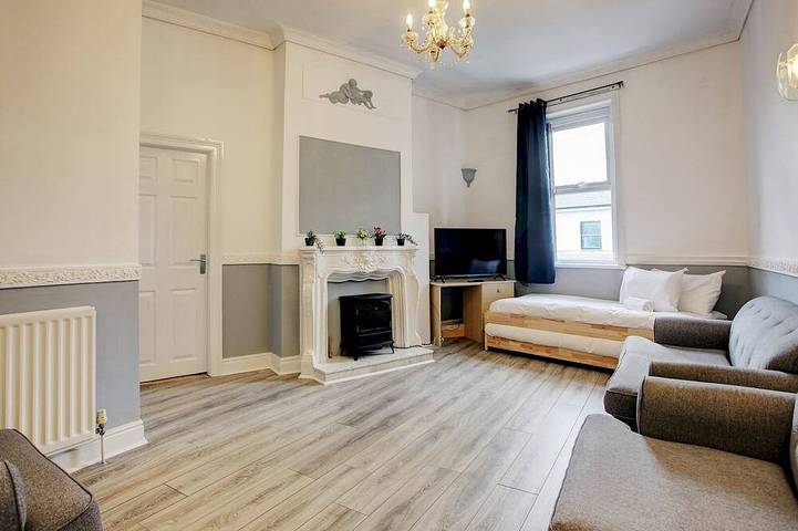 Glamping for 10 people in Newcastle upon Tyne