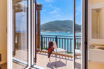 Vacation Rental for 5 Guests in Vasiliki, Greece, Picture 2