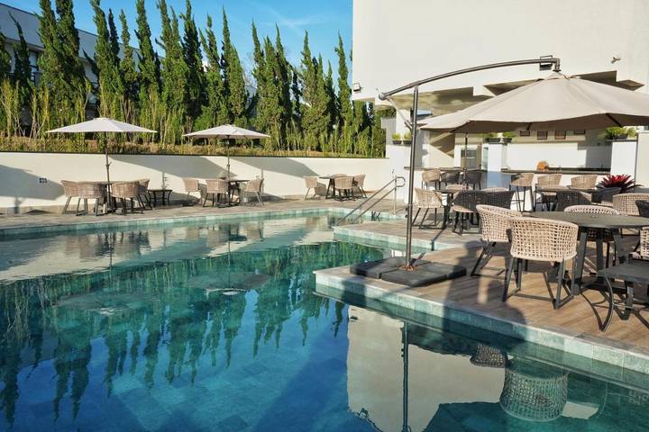 Pousadas para 2 pessoas, com vista e piscina e ainda sauna and jardim, com animais de estimação em Arujá