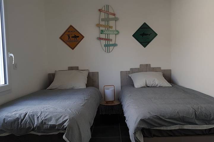 Location de vacances pour 8 personnes, avec terrasse ainsi que jacuzzi et jardin à Saint-Paul-en-Born - 2