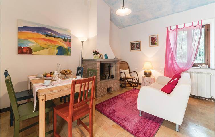 Appartement de 200m2 avec parking, piscine et cuisine in Gubbio, Ombrie
