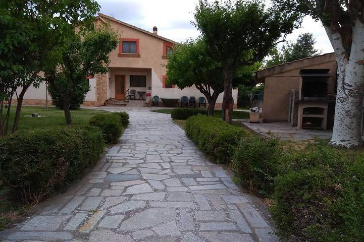 Casa rural para 10 personas, con jardín, Se admiten mascotas - 1