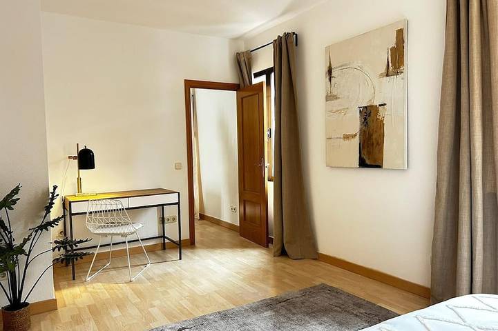 Apartamento entero, Acogedor hogar en Cuatro Caminos in Tetuán (desambiguación), Madrid
