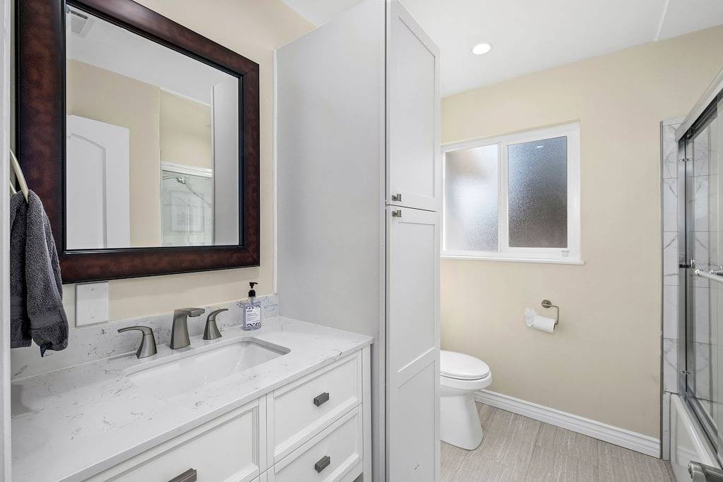 Upgraded 3B/2Bth Great Access to All You Need in Clovis, Fresno County