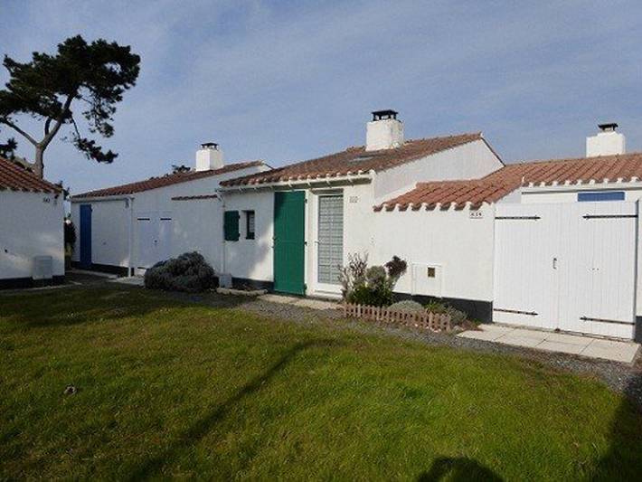 Location de vacances pour 4 personnes, avec terrasse et piscine à Bretignolles-sur-Mer