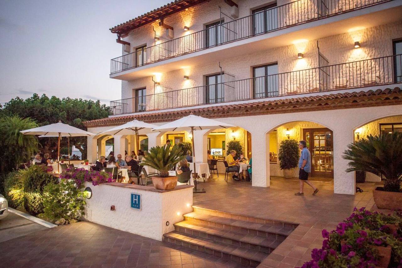 Hotel für 10 Personen mit Garten in Figueres, Oberampurien