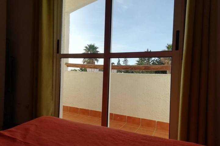 Gîte pour 5 personnes, avec balcon et jardin dans La Isleta del Moro - 4