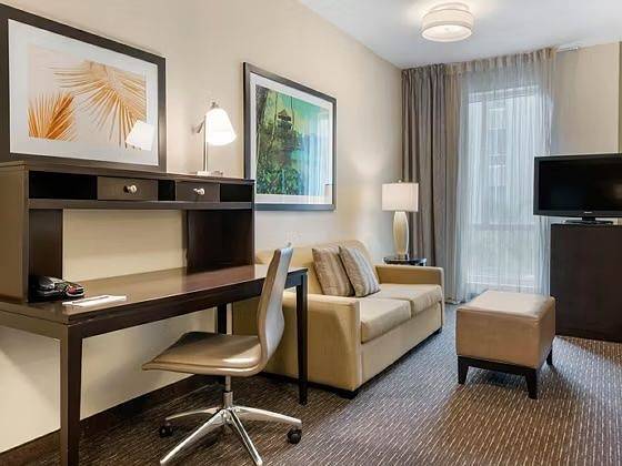 Hotel para 2 personas, con piscina - 1