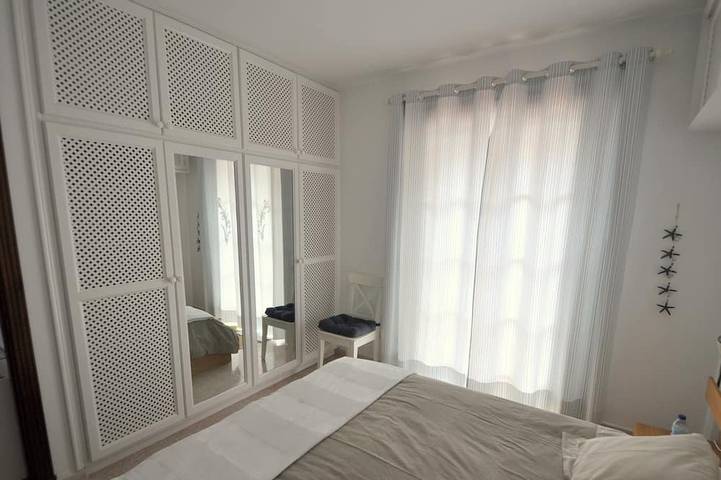 Ferienwohnung für 3 Personen, mit Balkon und Garten in La Caleta de Interián - 3