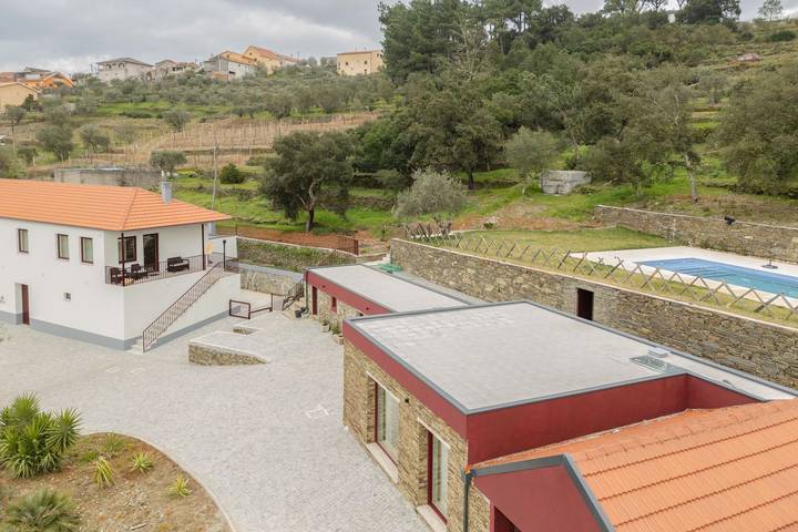 Villa pour 10 personnes, avec jardin et terrasse - 1