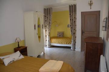 Location De Vacances pour 12 Personnes dans Les Vans, Parc national des Cévennes, Photo 1