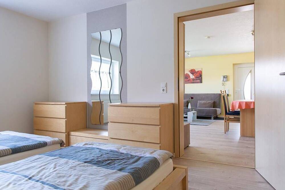 Ganze Wohnung, Ferienwohnung Just - Appartement/Fewo, Dusche oder Bad, Wc, 1 Schlafrau in Schönenberg-Kübelberg, Saar-Nahe-Bergland