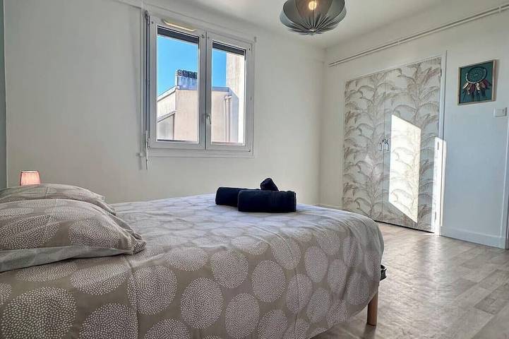 Apartamento entero, Casa Ribot #10 - T4 pour 5 personnes - Proche Centre Ville in Brive-la-Gaillarde, Brive-la-Gaillarde region