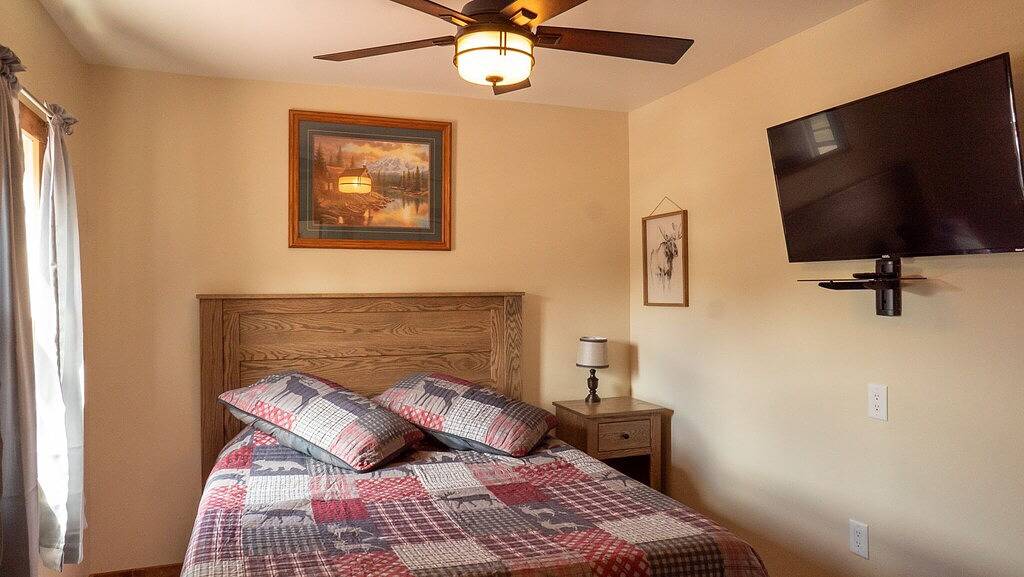 Ganze Wohnung, Falls Overlook Lodge - Family Friendly Lodge Near Trails & Fallingwater in Ohiopyle, Pennsylvania