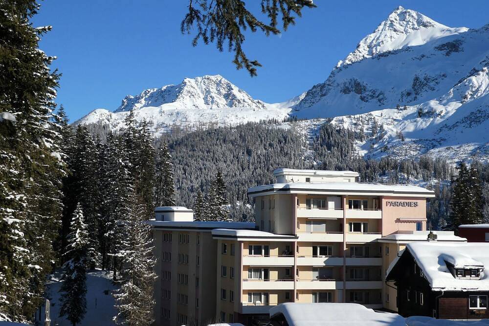 Ganze Wohnung, Paradies 04 Zweibettzimmer, Dusche oder Bad, Wc, 2-Bettwohnung Paradies 04 in Arosa, Plessur Alpen