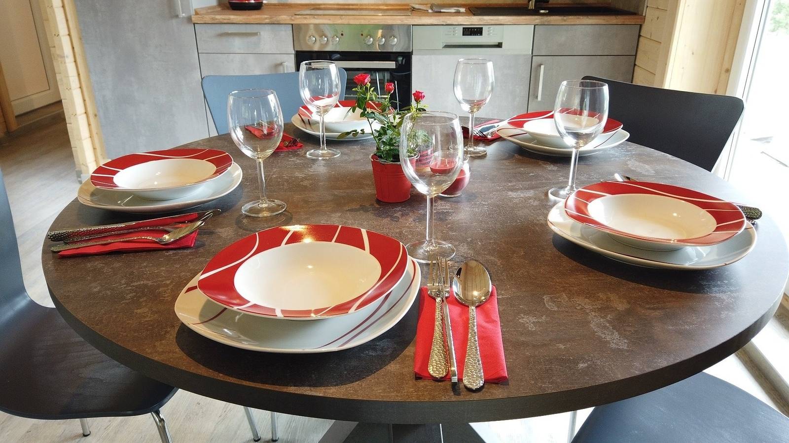 Wellnorama 2 - Wellnessferienhaus mit Pool, Sauna und eigenem Whirlpool mitten in Deutschland in Wasungen, Werratal