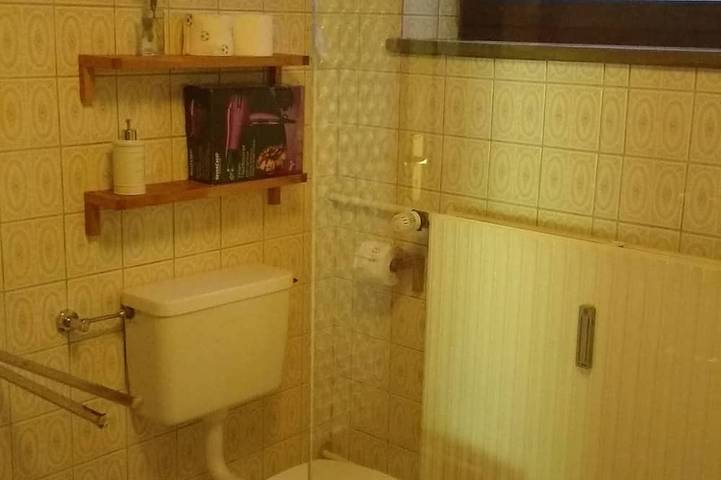 Ferienwohnung für 3 Personen, mit Balkon und Whirlpool sowie Garten in Rotenburg an der Fulda - 4
