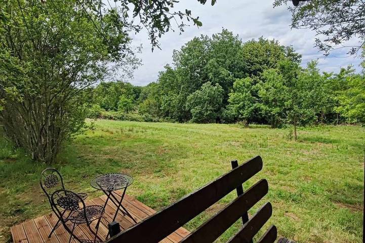 Gîte pour 2 personnes, avec jardin, animaux acceptés à Couze-et-Saint-Front - 3