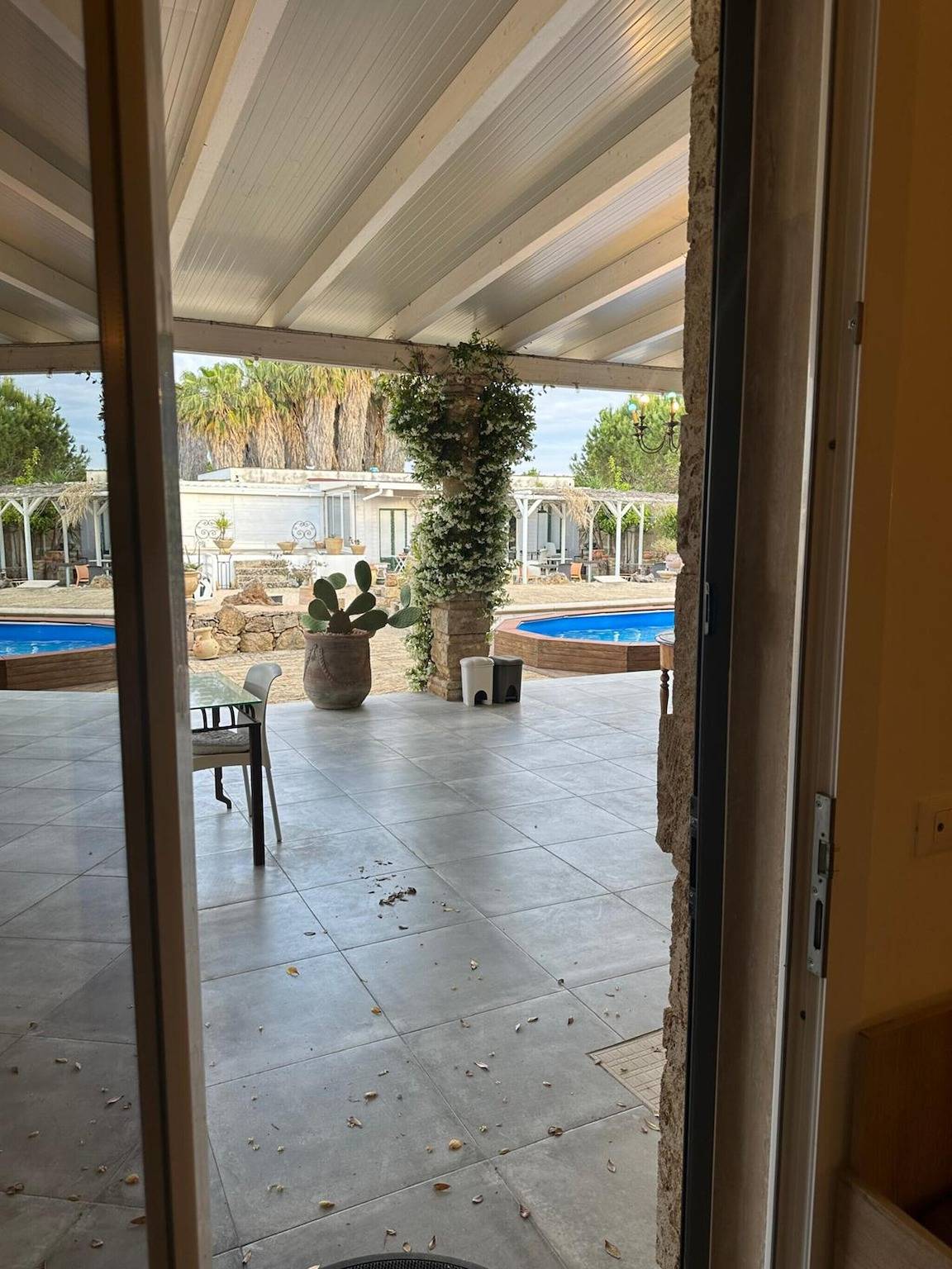 Chambre « Masseria Le Dimore, Stanza 3 » avec piscine partagée, Wi-Fi et climatisation in Baia Verde, Golfe de Tarente