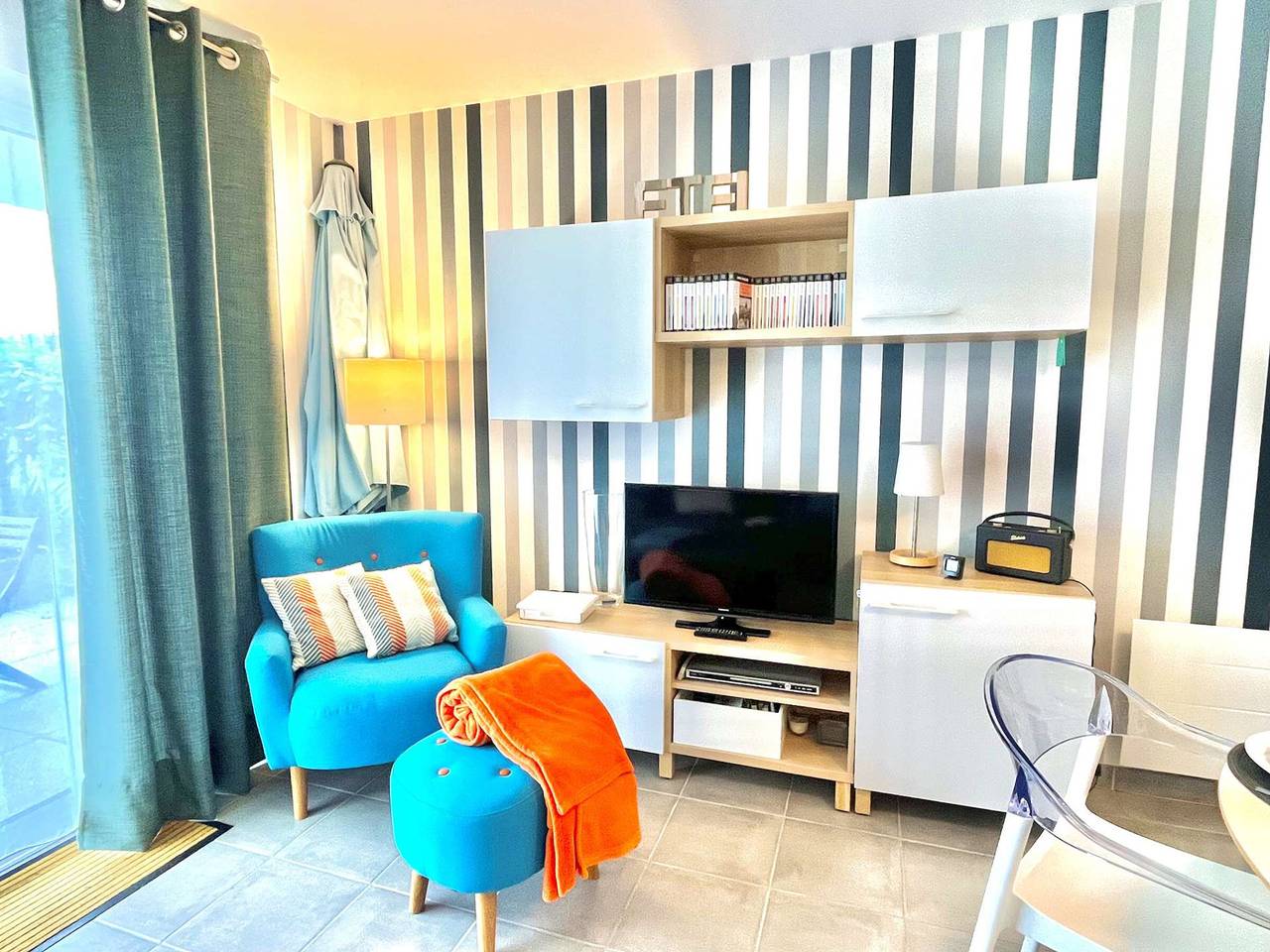 Appartement entier, Étel - Appartement 3* moderne avec Wifi, animaux admis et parking privatif in Étel, Côte des Mégalithes