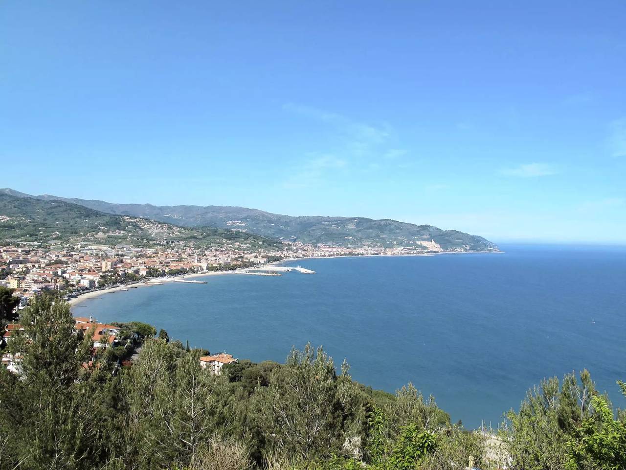 Ganze Wohnung, 2 Zimmer 4 Personen in Diano Castello, Riviera di Ponente