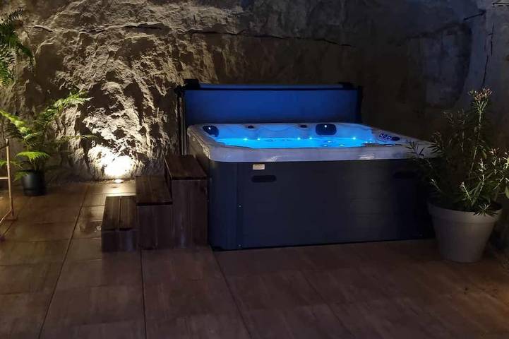 Maison de vacances pour 6 personnes, avec terrasse et jacuzzi