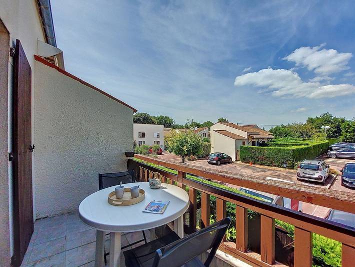 Gîte pour 3 personnes, avec balcon et piscine, animaux acceptés dans Courlay Sur Mer - 2