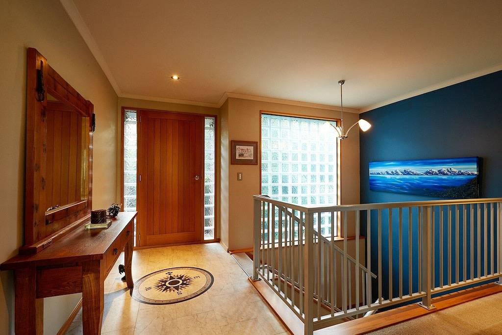 Akaroa. Geräumig, sonnig, Hafenblick und stadtnah. in Akaroa, Canterbury (NZ)