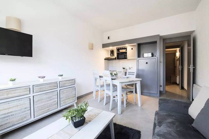 Chalet pour 4 personnes, avec vue ainsi que balcon et piscine, animaux acceptés à Saint-Lary-Soulan