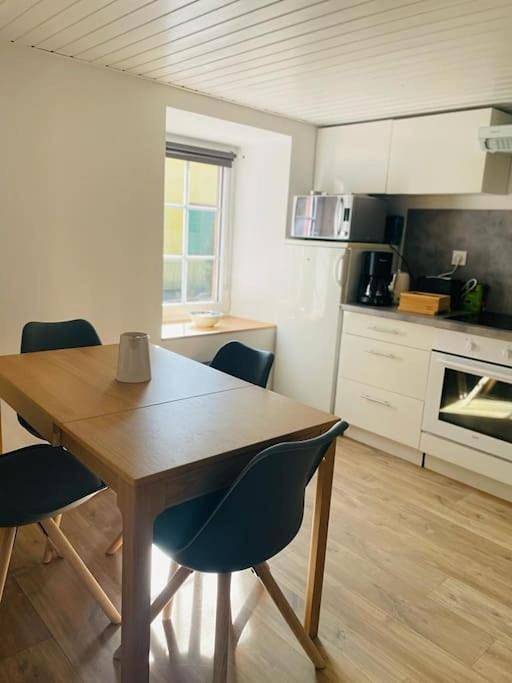 Gîte pour 4 personnes, avec terrasse et vue, animaux acceptés à Lutzelbourg - 2