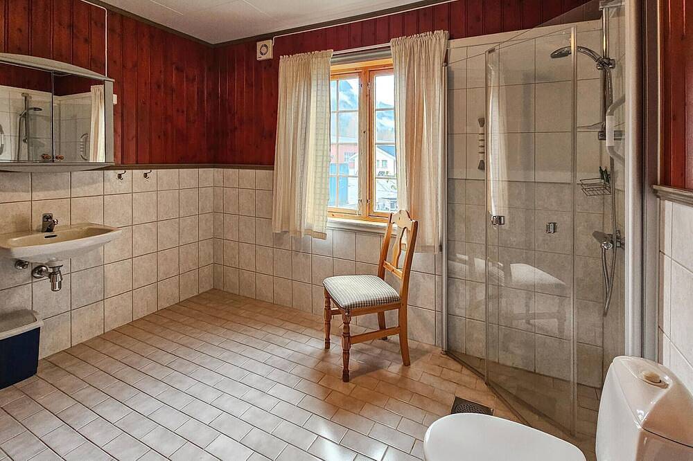 Wunderschönes Haus in Dalen mit Hafenblick in Tokke