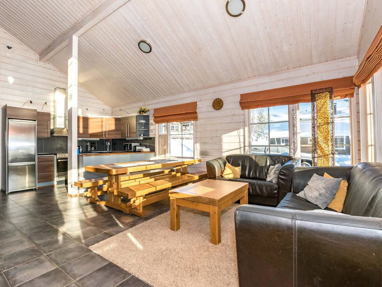 Aurinko-saaga 4 paritalo in Ukkohalla, Kainuu