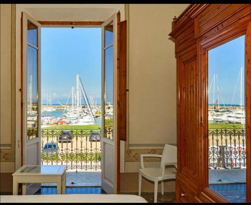 Villino Ermione in Marina di Pisa, Pisa