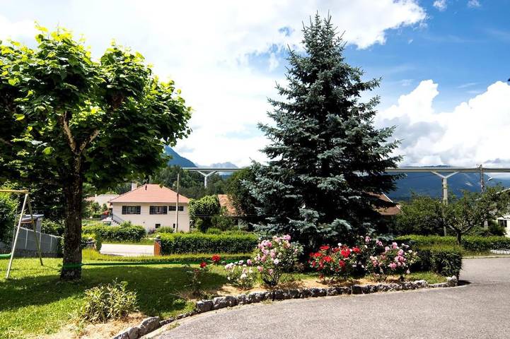 Appartement de vacances pour 4 personnes, avec jardin ainsi que terrasse et vue