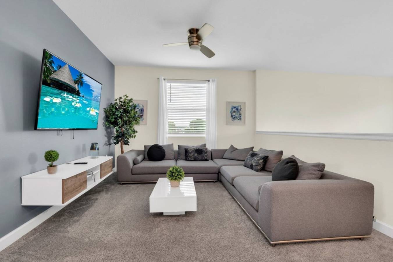 Imagine Your Family Renting This Luxury Contemporary Style Villa on Storey Lake Resort, Orlando Villa 6316 in Condado de Osceola