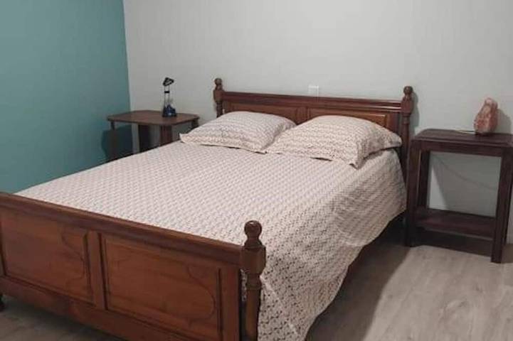 Location de vacances pour 5 personnes, avec terrasse à Aubigné-Racan - 2