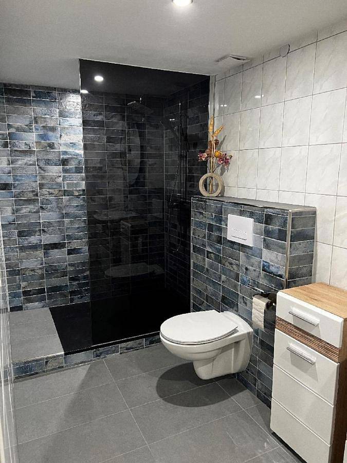 Ferienwohnung für 4 Personen, mit Garten und Pool sowie Ausblick in Böbrach - 2